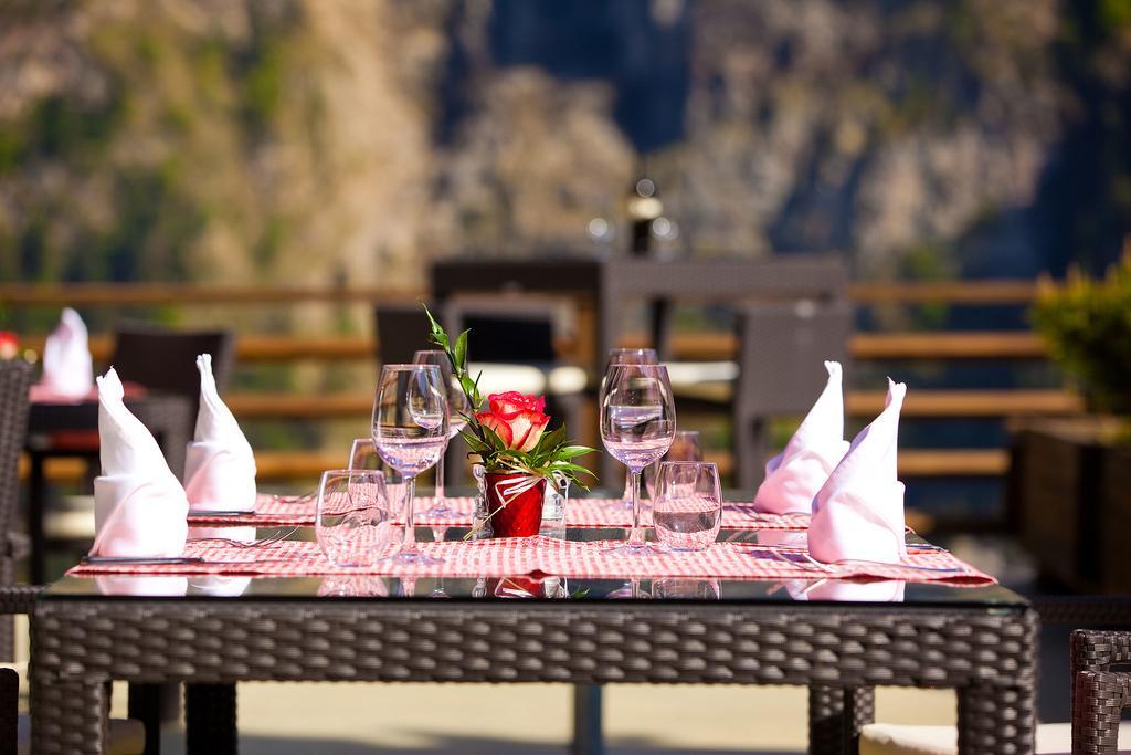 Hotel Aux Mille Etoiles Salvan Zewnętrze zdjęcie