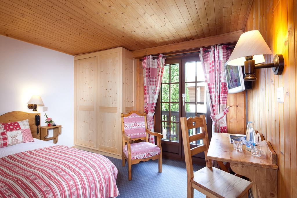 Hotel Aux Mille Etoiles Salvan Zewnętrze zdjęcie